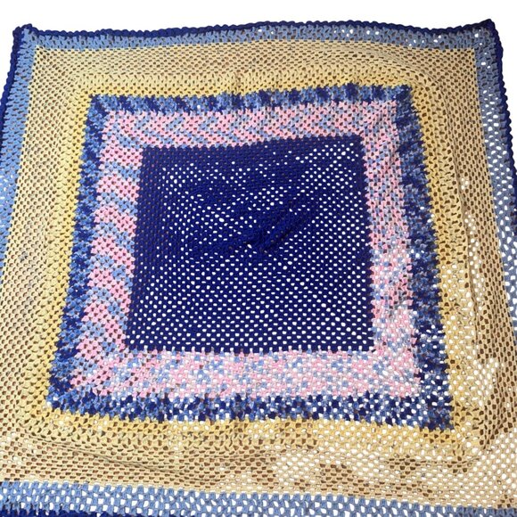 Handmade Crochet Granny Square Throw Blanket 60"x60" Multicolor Acrylic Vintage - Picture 2 of 2